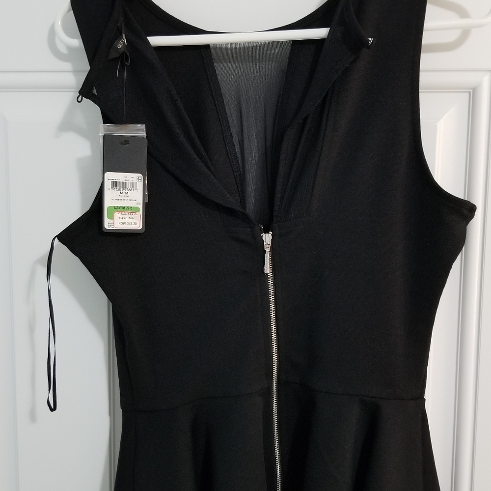 Top peplum mesh